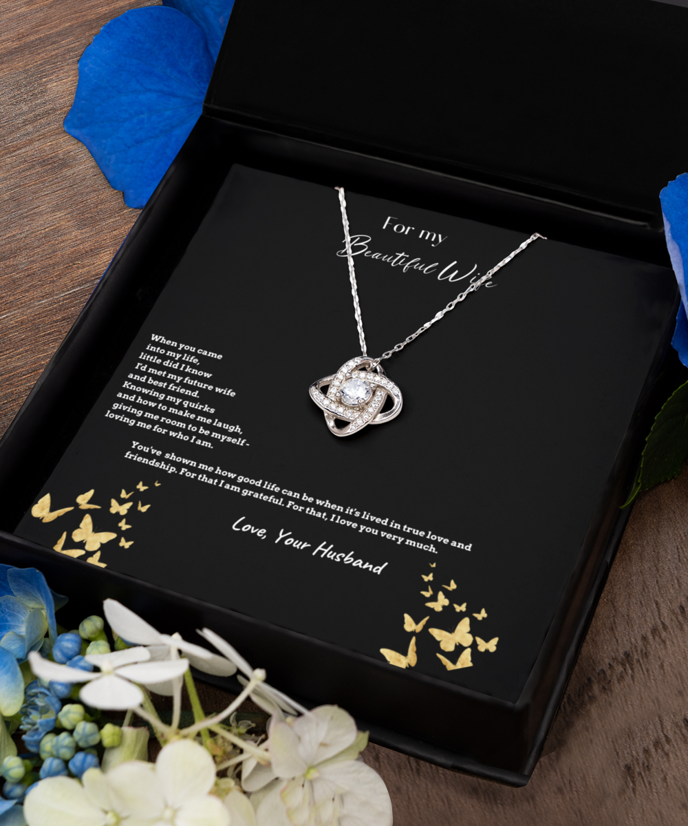 Love knot in box